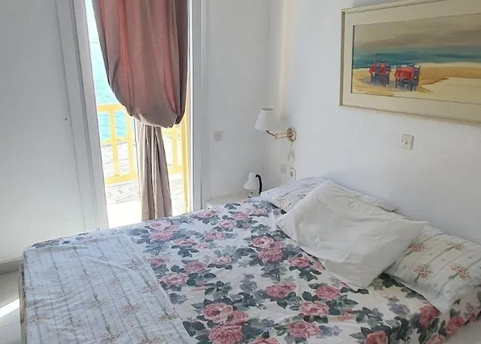 Ferienhaus Dreamy Mykonos House - Panoramic Ornos Views, Pool & Walk To The Mykonos Town