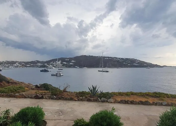 Дом отдыха Dreamy Mykonos House - Panoramic Ornos Views, Pool & Walk To The *